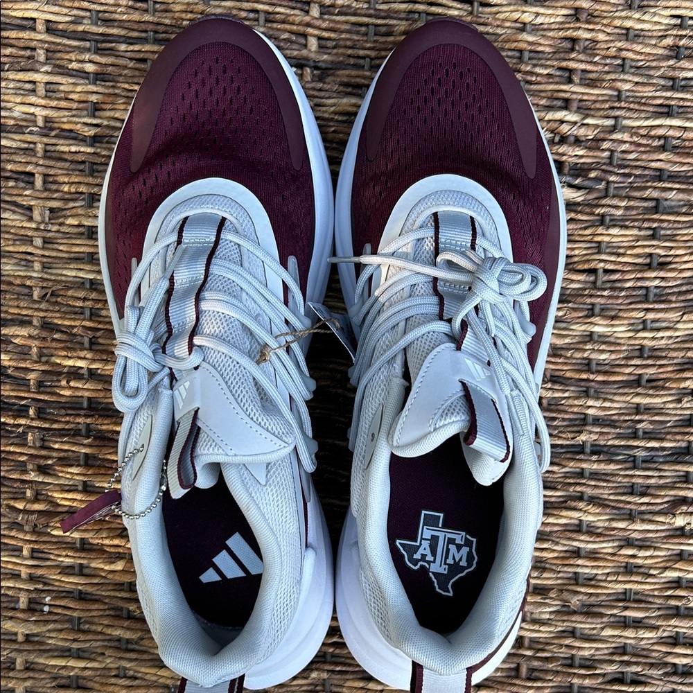 Texas A&M Athletic Sneakers Burgandy/Cool Grey Cloud White NEW - Picture 11 of 12